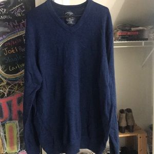Blue American eagle sweater